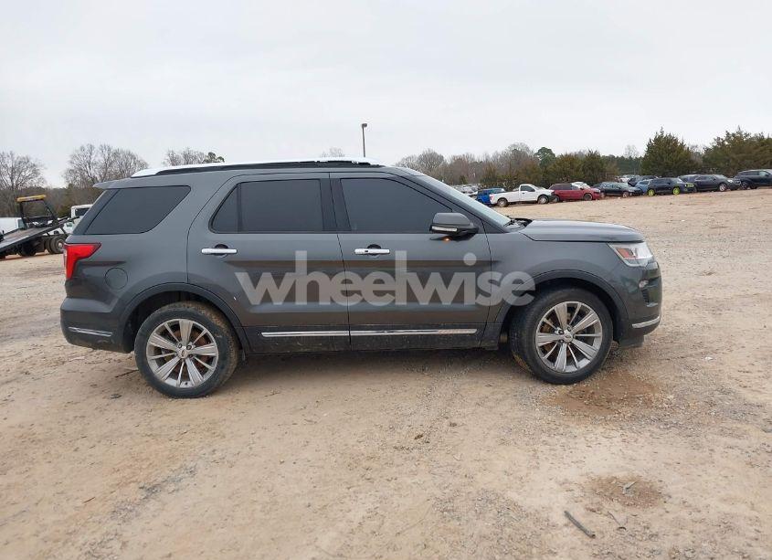 Photo 13 of 2018 Ford Explorer LIMITED (VIN 1FM5K8F81JGB45225)