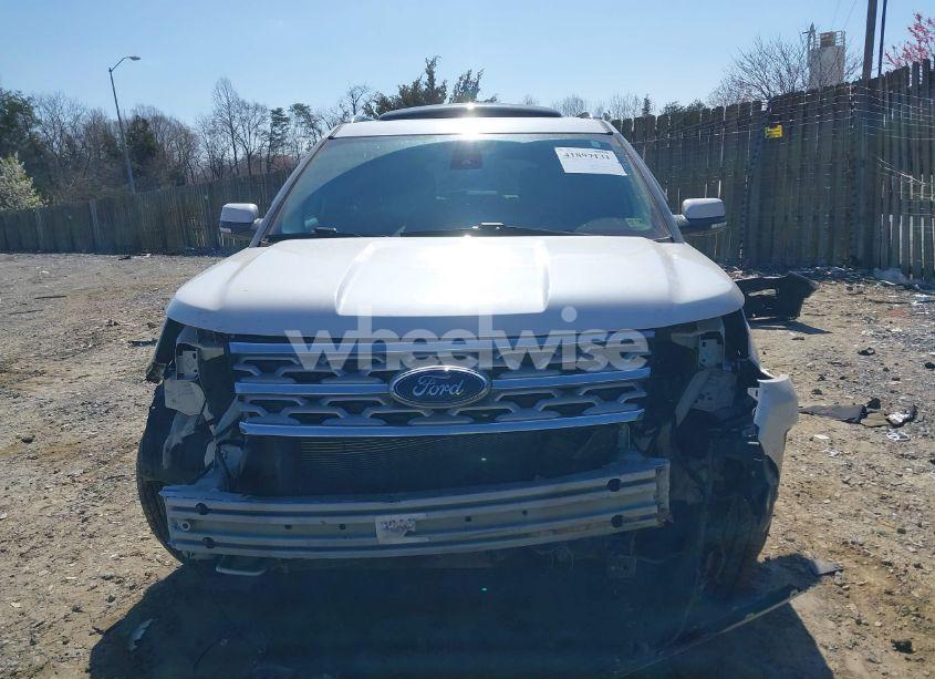 Photo 13 of 2019 Ford Explorer LIMITED (VIN 1FM5K8F81KGB06071)