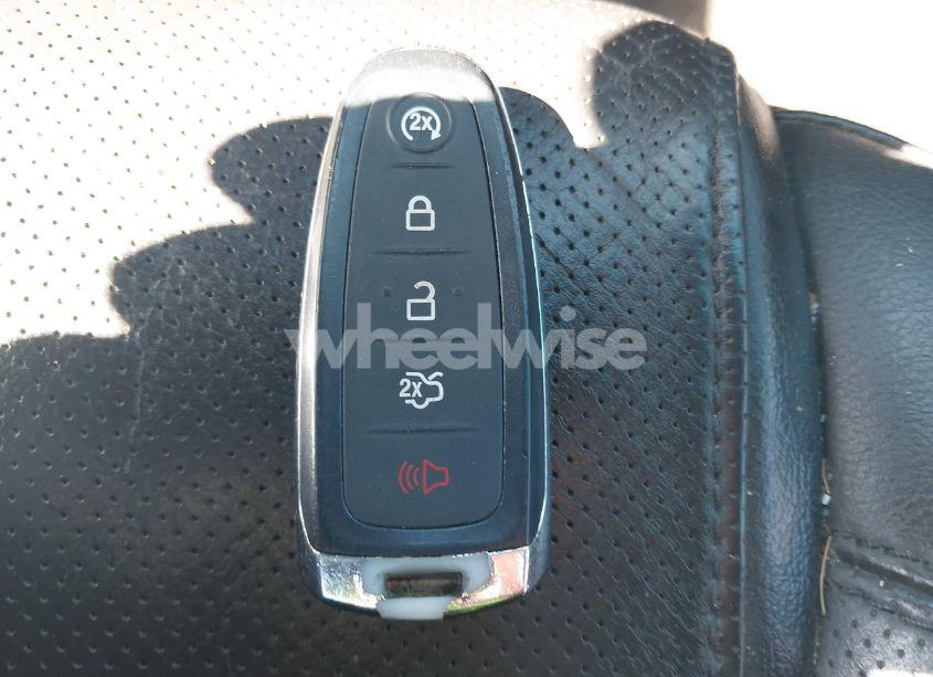 Photo 11 of 2015 Ford Explorer LIMITED (VIN 1FM5K8F82FGA11752)