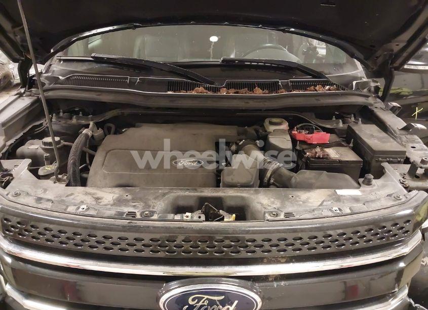 Photo 10 of 2015 Ford Explorer LIMITED (VIN 1FM5K8F82FGA33170)