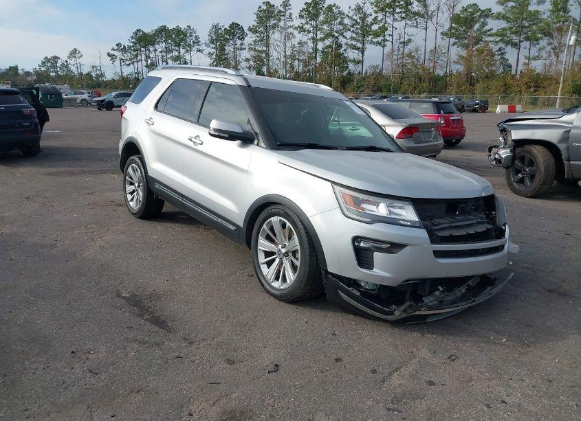 2019 Ford Explorer LIMITED (VIN 1FM5K8F82KGB17323) main photo