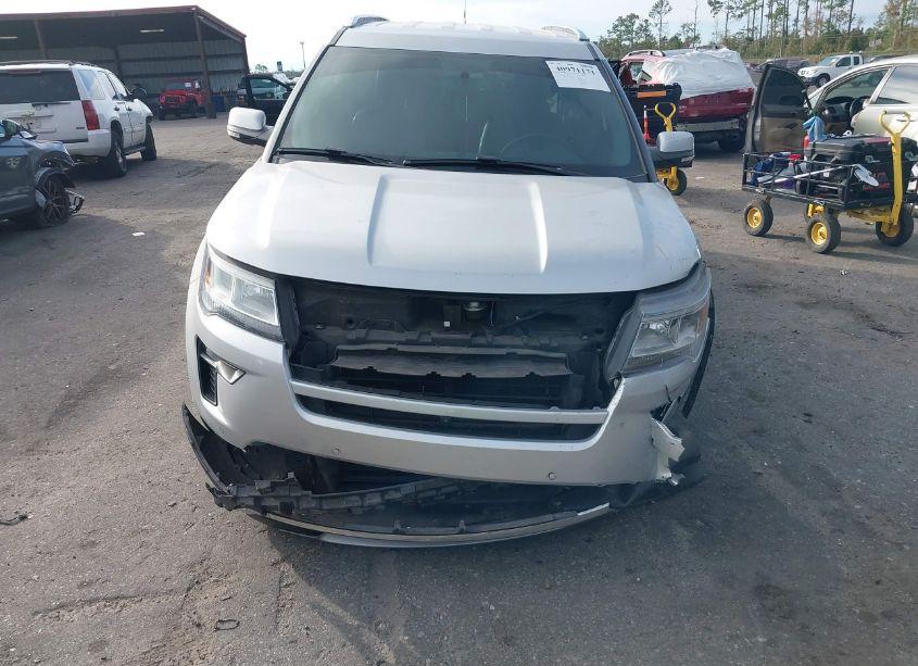 Photo 13 of 2019 Ford Explorer LIMITED (VIN 1FM5K8F82KGB17323)
