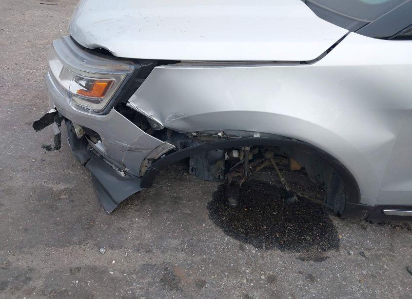 Photo 6 of 2019 Ford Explorer LIMITED (VIN 1FM5K8F82KGB17323)