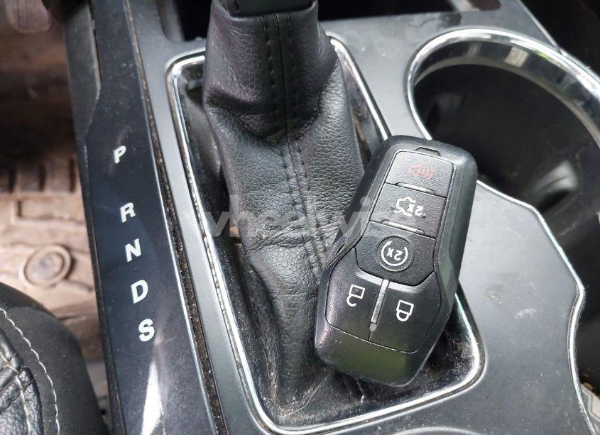 Photo 11 of 2016 Ford Explorer LIMITED (VIN 1FM5K8F83GGA27511)