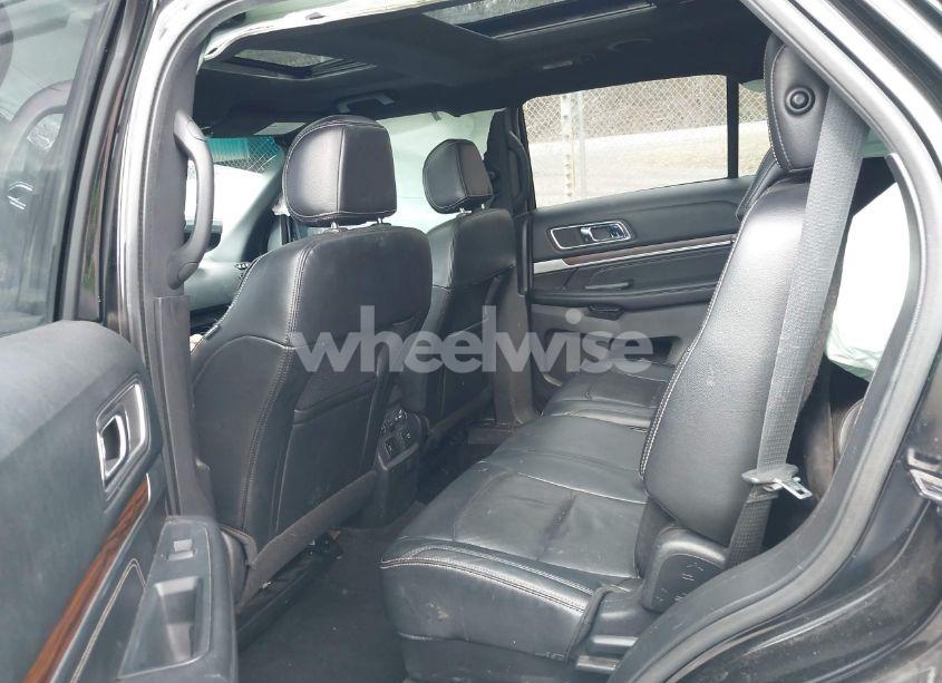 Photo 8 of 2016 Ford Explorer LIMITED (VIN 1FM5K8F83GGA27511)