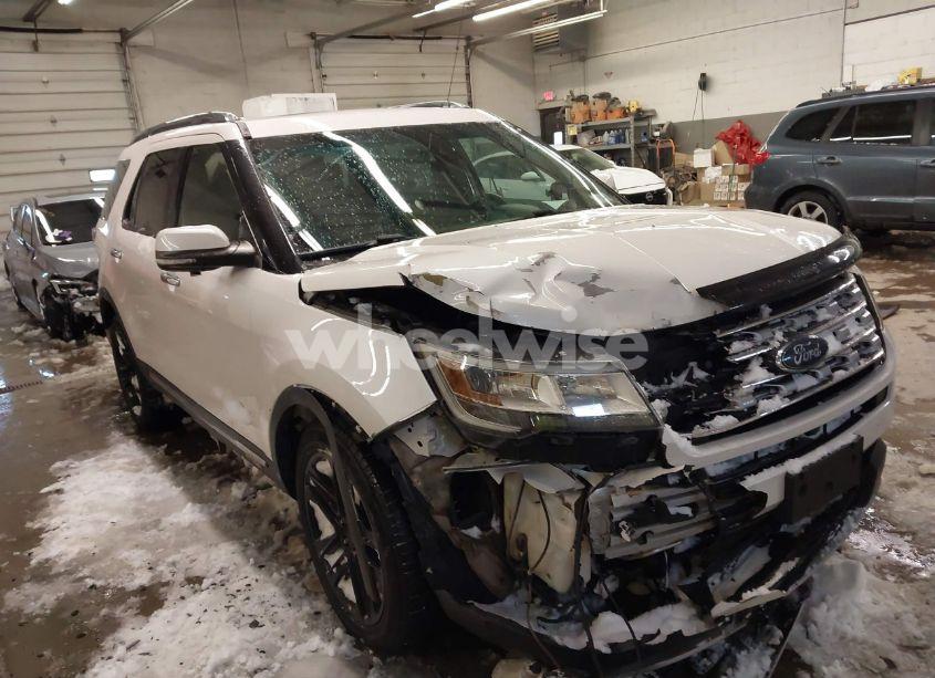 2016 Ford Explorer LIMITED (VIN 1FM5K8F83GGC73877) main photo