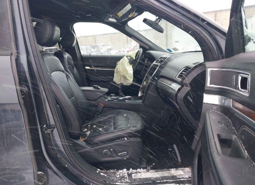 Photo 5 of 2017 Ford Explorer LIMITED (VIN 1FM5K8F83HGD75570)