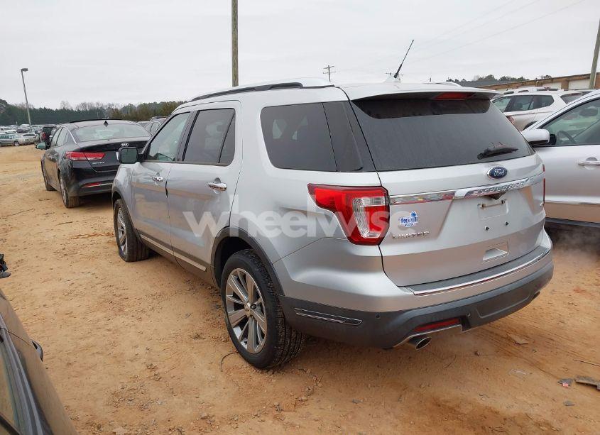 Photo 3 of 2018 Ford Explorer LIMITED (VIN 1FM5K8F83JGA27998)