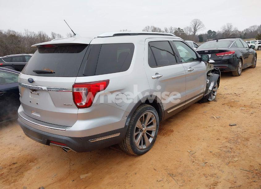 Photo 4 of 2018 Ford Explorer LIMITED (VIN 1FM5K8F83JGA27998)