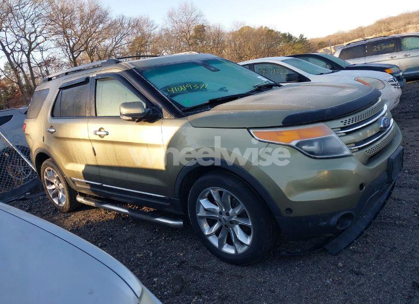 Photo 12 of 2013 Ford Explorer LIMITED (VIN 1FM5K8F84DGC64844)