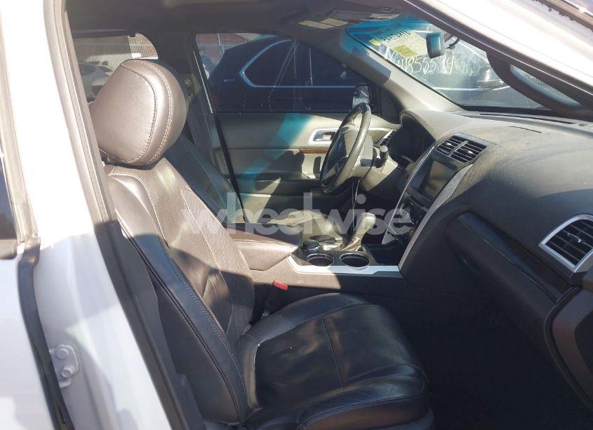 Photo 5 of 2014 Ford Explorer LIMITED (VIN 1FM5K8F84EGA83499)