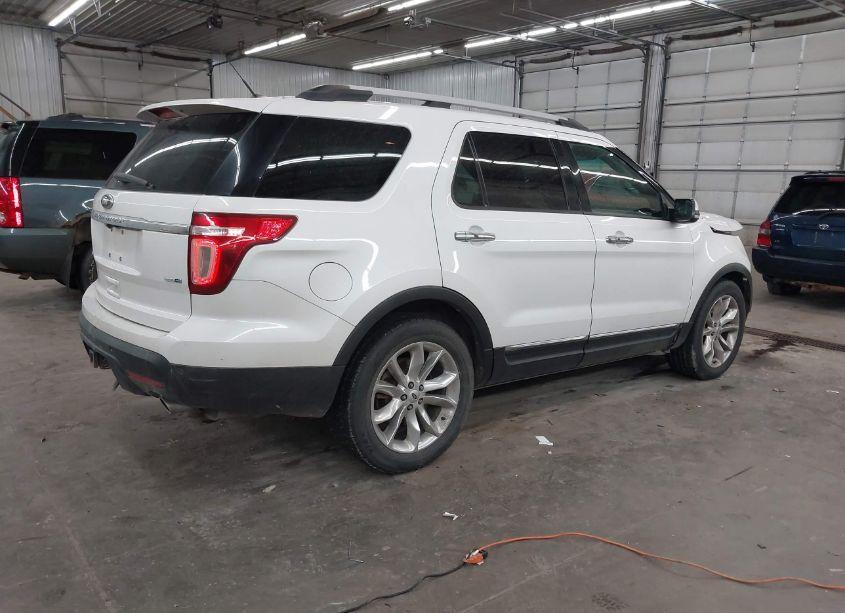 Photo 4 of 2014 Ford Explorer LIMITED (VIN 1FM5K8F84EGB53034)