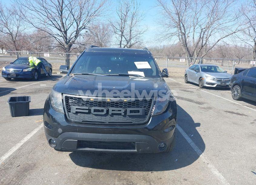 Photo 12 of 2015 Ford Explorer LIMITED (VIN 1FM5K8F84FGB60809)