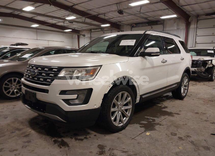 Photo 2 of 2016 Ford Explorer LIMITED (VIN 1FM5K8F84GGB10834)