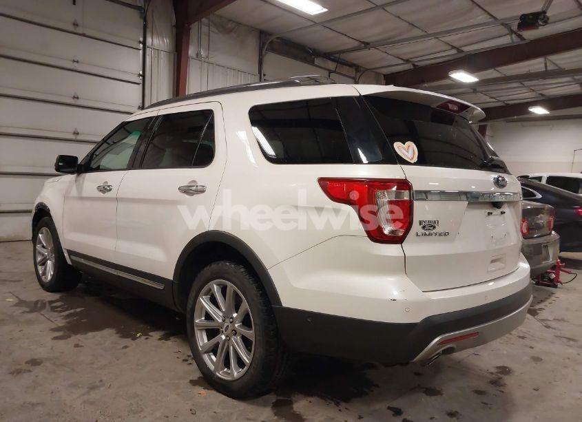 Photo 3 of 2016 Ford Explorer LIMITED (VIN 1FM5K8F84GGB10834)