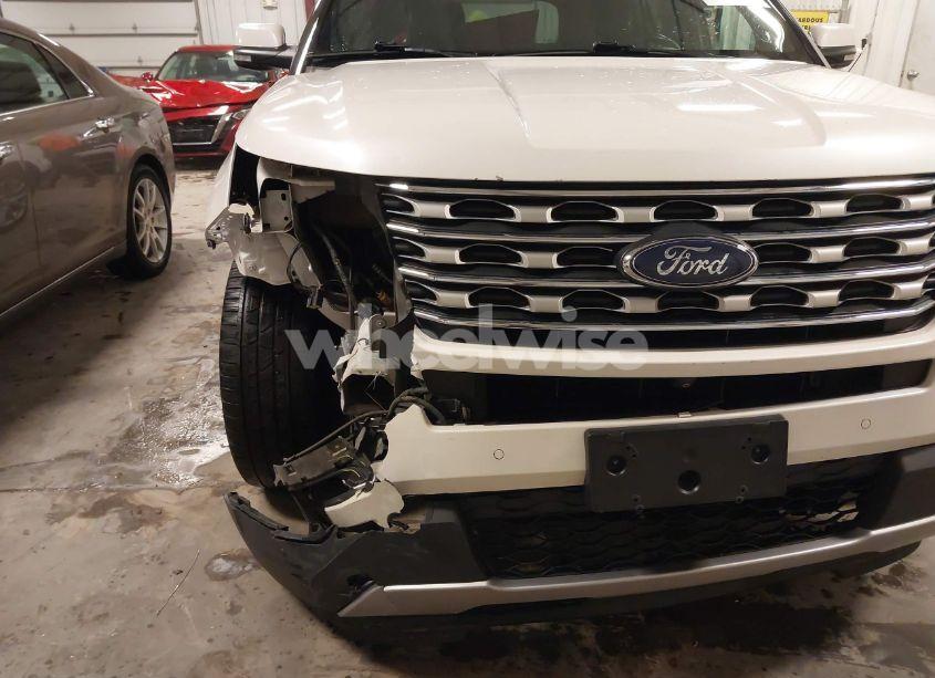 Photo 6 of 2016 Ford Explorer LIMITED (VIN 1FM5K8F84GGB10834)