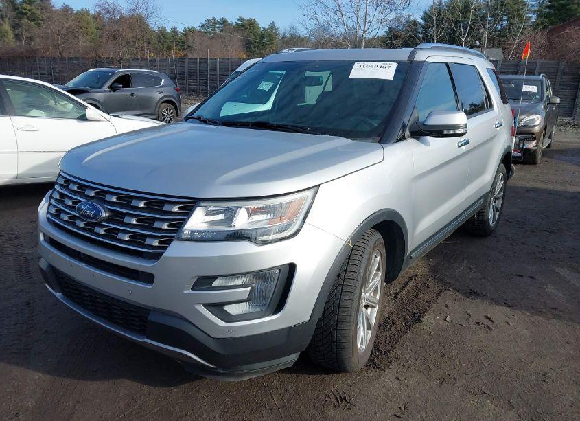Photo 2 of 2017 Ford Explorer LIMITED (VIN 1FM5K8F84HGA23629)