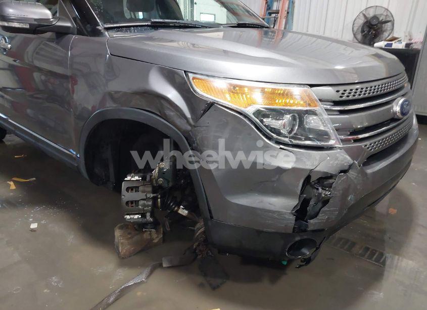 Photo 6 of 2013 Ford Explorer LIMITED (VIN 1FM5K8F85DGA89178)
