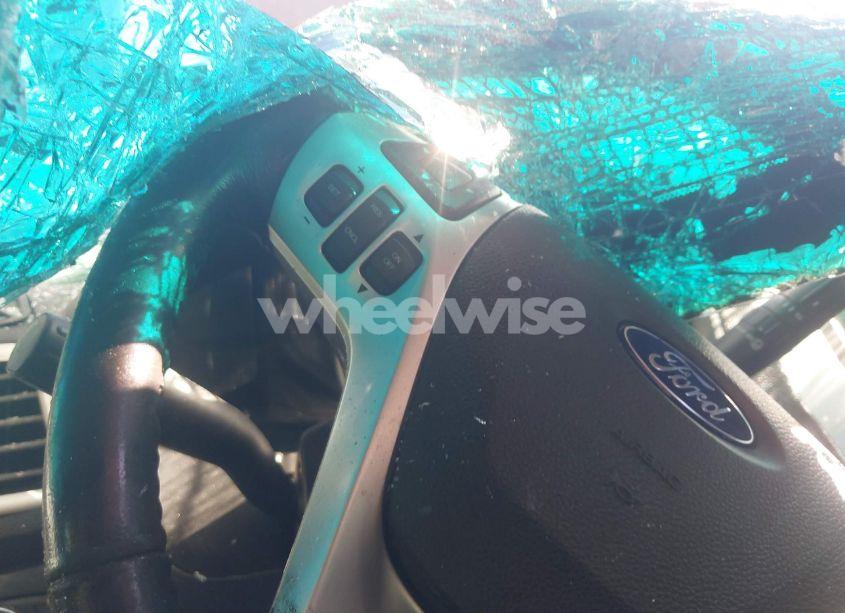 Photo 7 of 2013 Ford Explorer LIMITED (VIN 1FM5K8F85DGA97412)