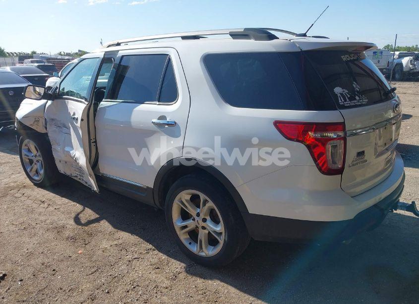 Photo 3 of 2014 Ford Explorer LIMITED (VIN 1FM5K8F85EGA89716)