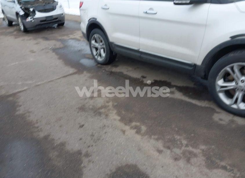 Photo 13 of 2015 Ford Explorer LIMITED (VIN 1FM5K8F85FGB33697)