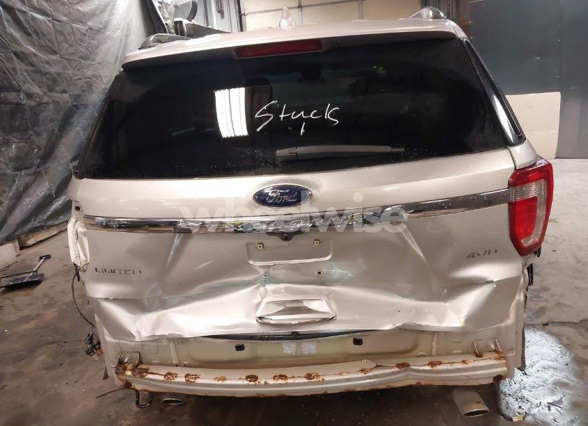 Photo 17 of 2017 Ford Explorer LIMITED (VIN 1FM5K8F85HGA17905)