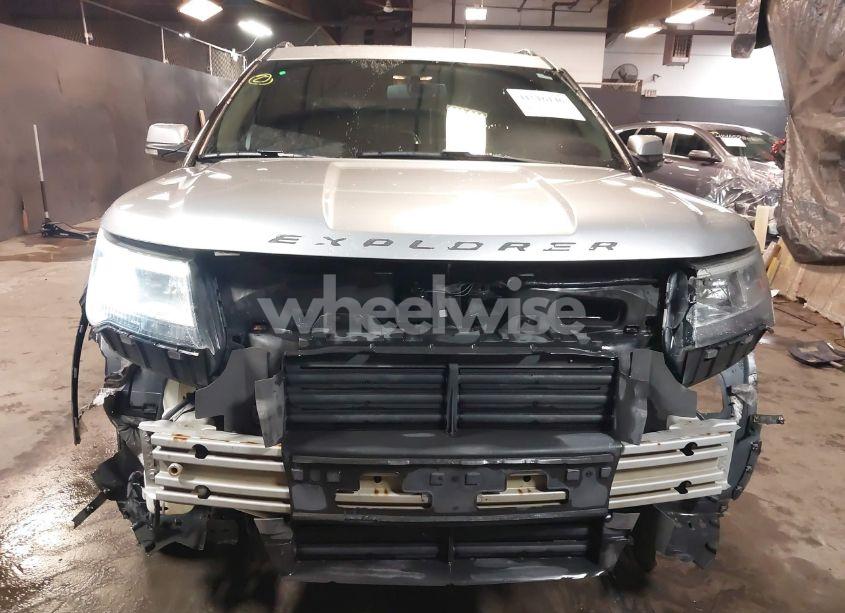 Photo 6 of 2017 Ford Explorer LIMITED (VIN 1FM5K8F85HGA17905)