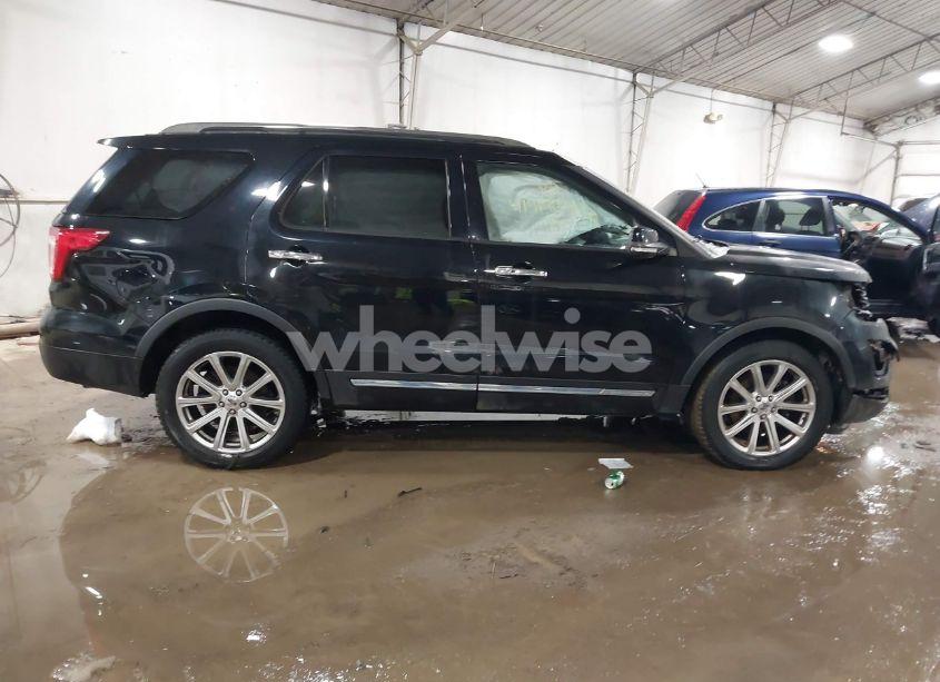 Photo 13 of 2017 Ford Explorer LIMITED (VIN 1FM5K8F85HGB89061)