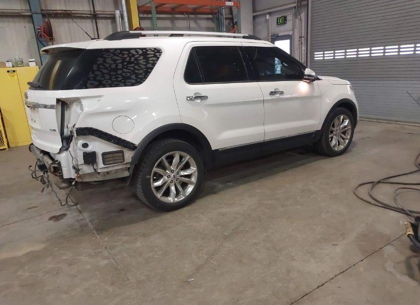 Photo 4 of 2015 Ford Explorer LIMITED (VIN 1FM5K8F86FGA26299)