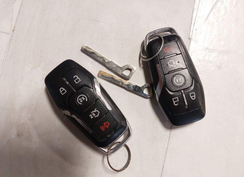 Photo 11 of 2017 Ford Explorer LIMITED (VIN 1FM5K8F86HGC15022)