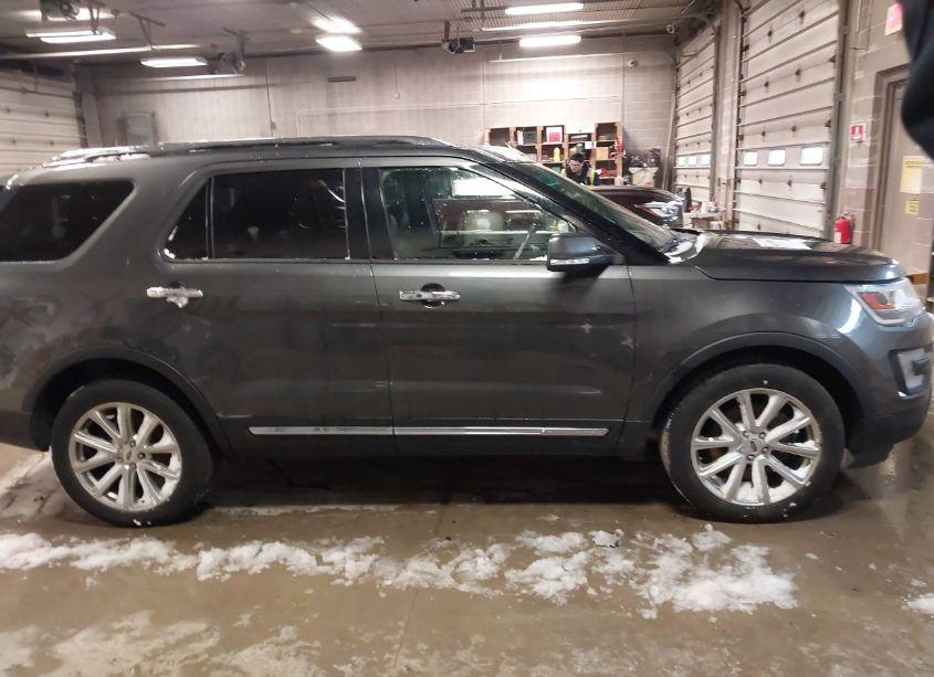 Photo 13 of 2017 Ford Explorer LIMITED (VIN 1FM5K8F86HGC15022)