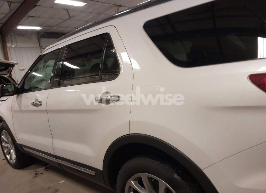 Photo 15 of 2017 Ford Explorer LIMITED (VIN 1FM5K8F86HGC61594)