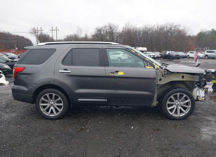 Photo 14 of 2017 Ford Explorer LIMITED (VIN 1FM5K8F86HGD15458)