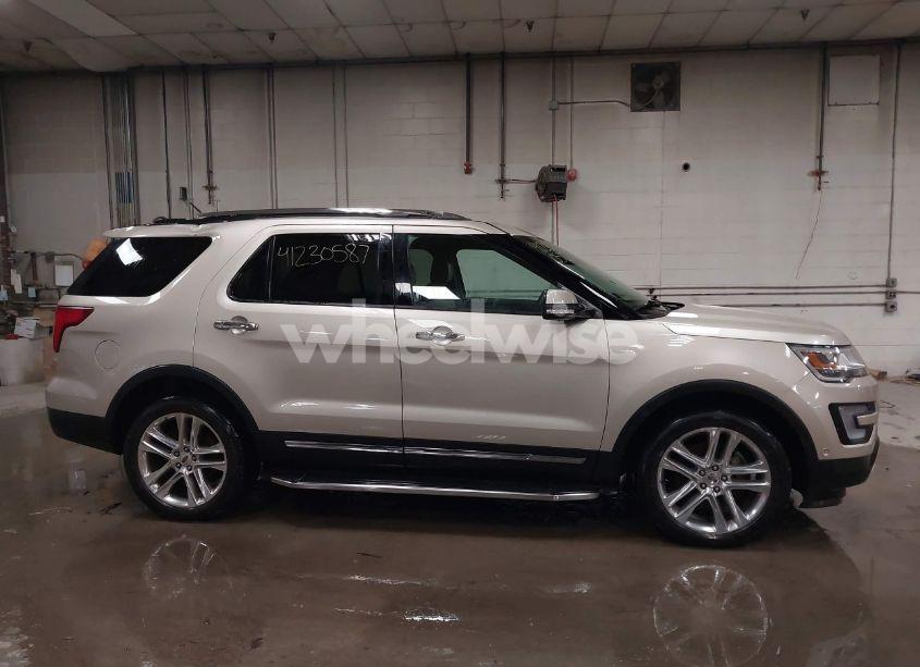 Photo 13 of 2017 Ford Explorer LIMITED (VIN 1FM5K8F86HGE26821)