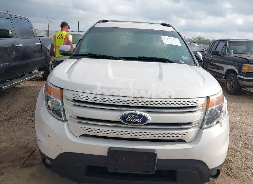 Photo 12 of 2013 Ford Explorer LIMITED (VIN 1FM5K8F87DGA81986)