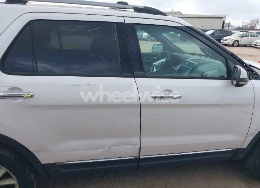 Photo 13 of 2013 Ford Explorer LIMITED (VIN 1FM5K8F87DGA81986)