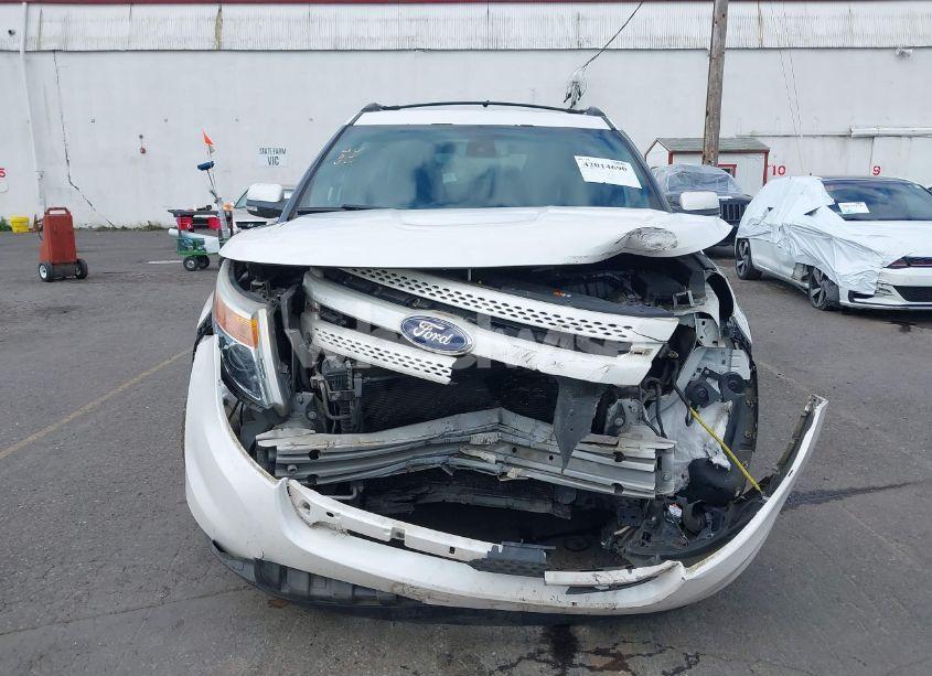 Photo 11 of 2015 Ford Explorer LIMITED (VIN 1FM5K8F87FGC25846)