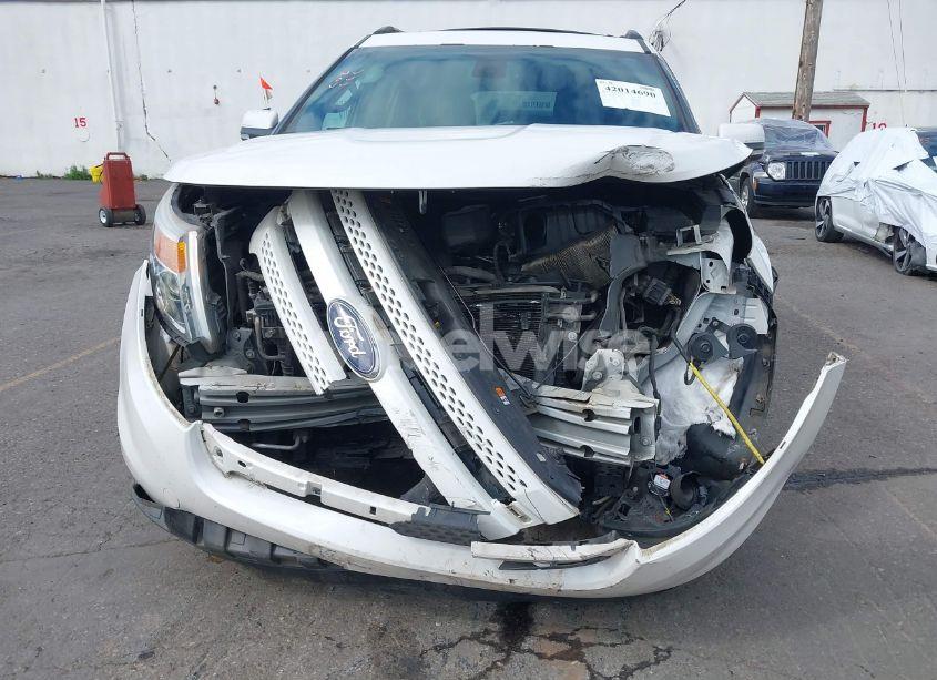 Photo 6 of 2015 Ford Explorer LIMITED (VIN 1FM5K8F87FGC25846)
