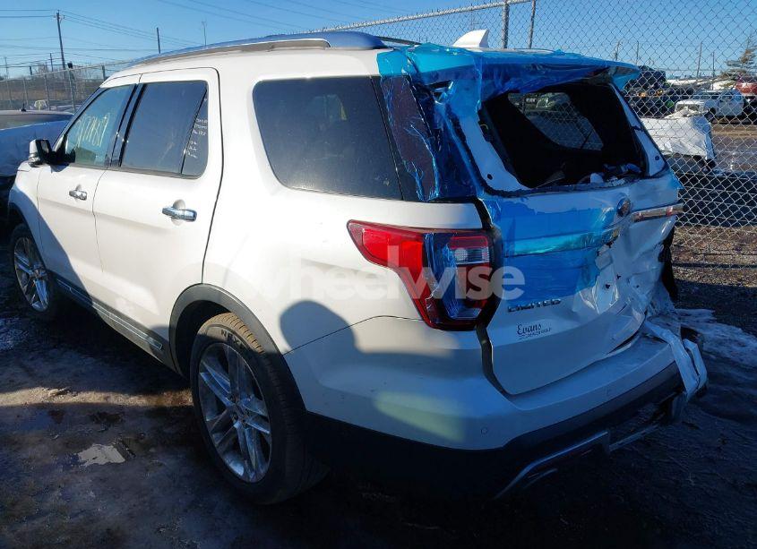 Photo 3 of 2016 Ford Explorer LIMITED (VIN 1FM5K8F87GGB03828)