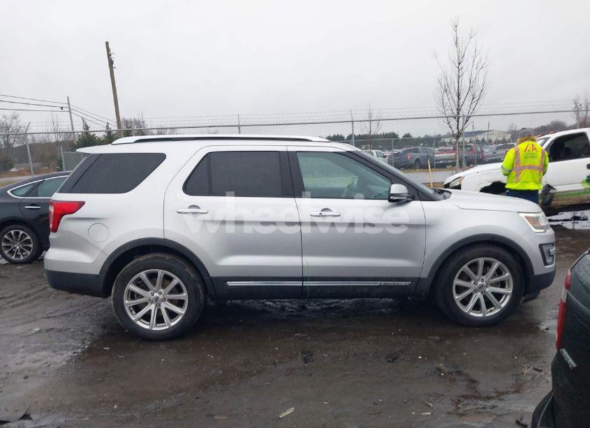 Photo 13 of 2016 Ford Explorer LIMITED (VIN 1FM5K8F87GGC06649)