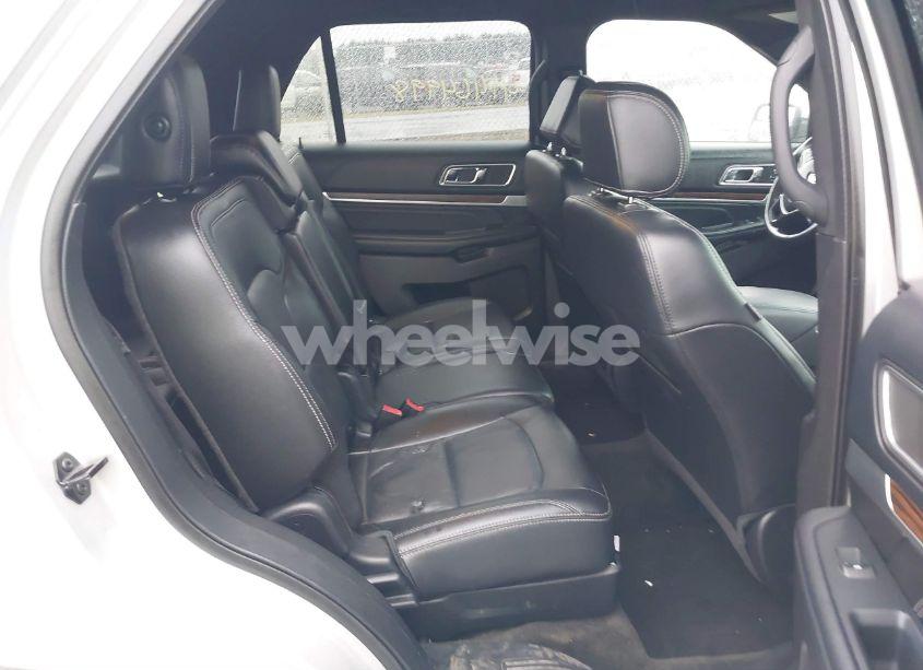 Photo 8 of 2016 Ford Explorer LIMITED (VIN 1FM5K8F87GGC06649)