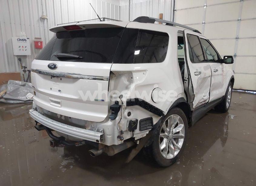 Photo 4 of 2015 Ford Explorer LIMITED (VIN 1FM5K8F88FGA54489)