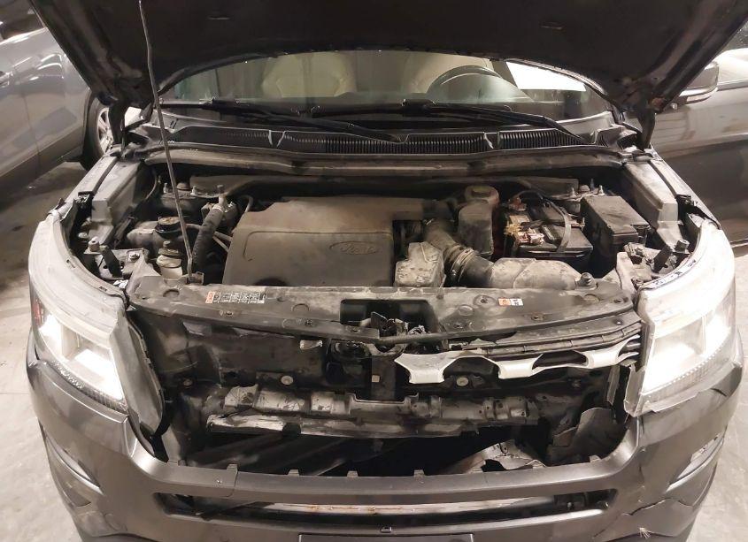 Photo 10 of 2016 Ford Explorer LIMITED (VIN 1FM5K8F88GGB16295)