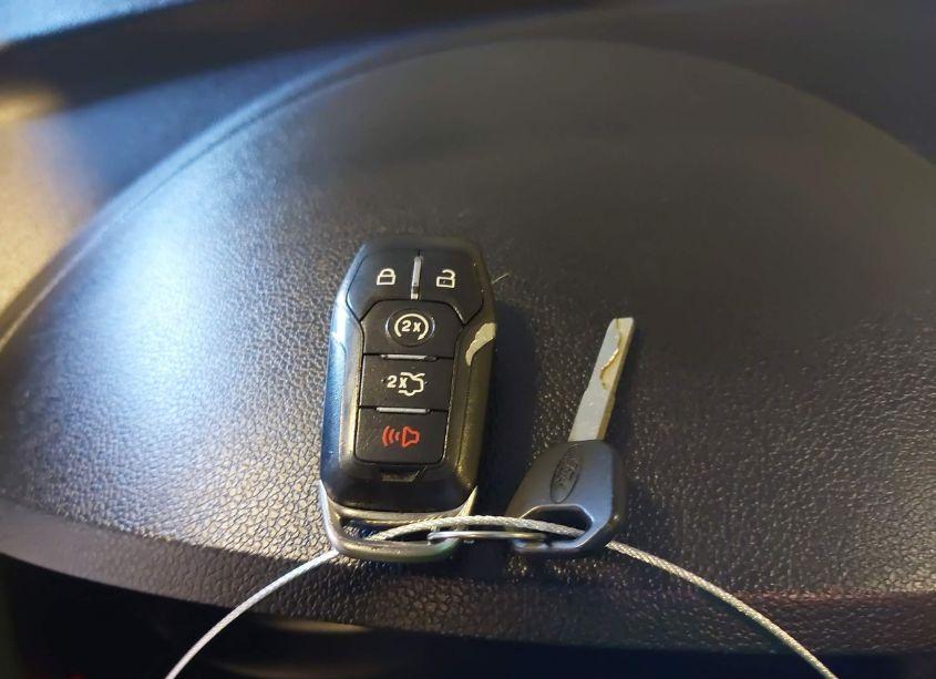 Photo 11 of 2016 Ford Explorer LIMITED (VIN 1FM5K8F88GGB16295)