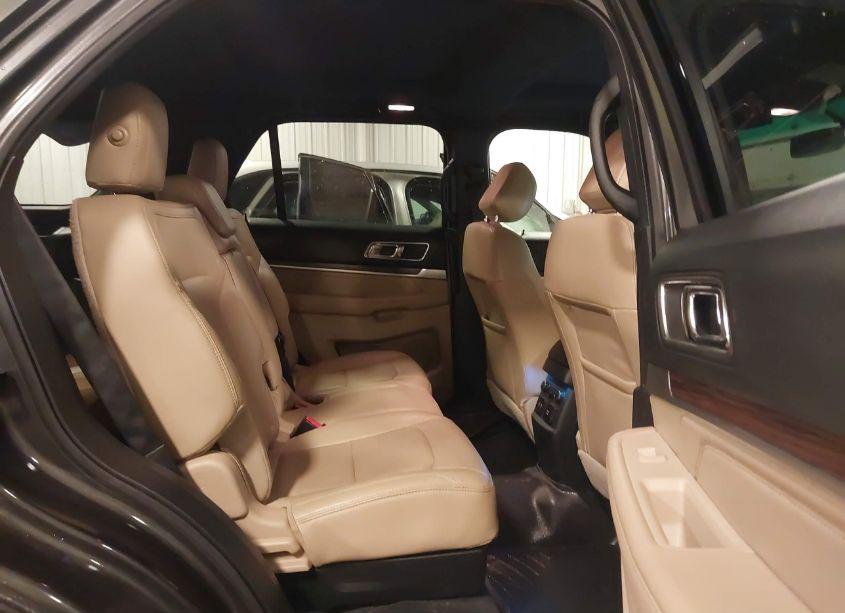 Photo 8 of 2016 Ford Explorer LIMITED (VIN 1FM5K8F88GGB16295)
