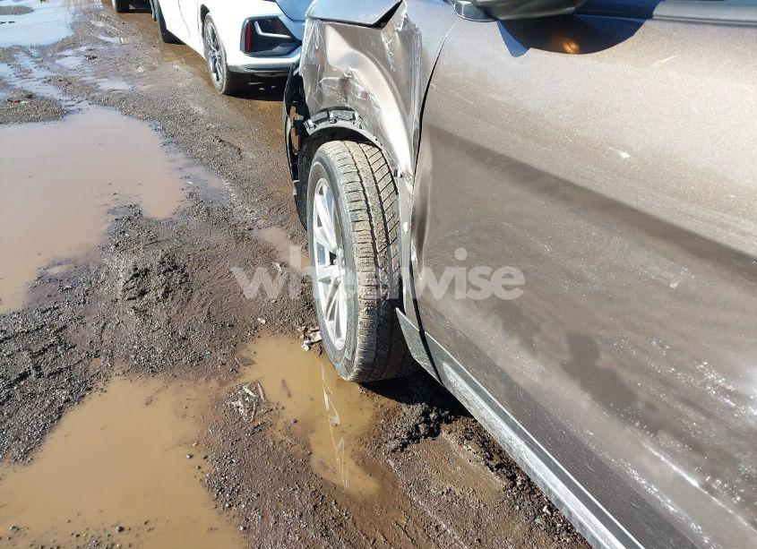 Photo 21 of 2016 Ford Explorer LIMITED (VIN 1FM5K8F88GGB26129)