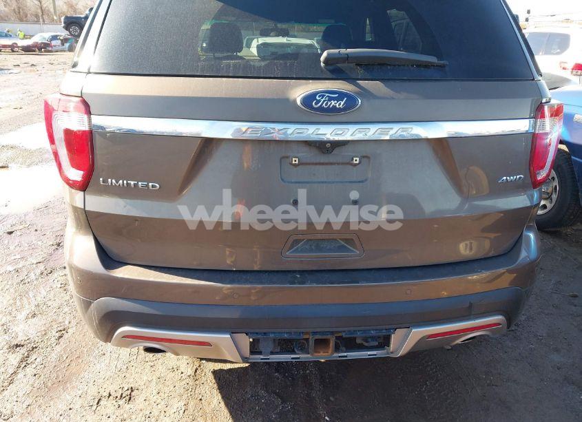 Photo 22 of 2016 Ford Explorer LIMITED (VIN 1FM5K8F88GGB26129)