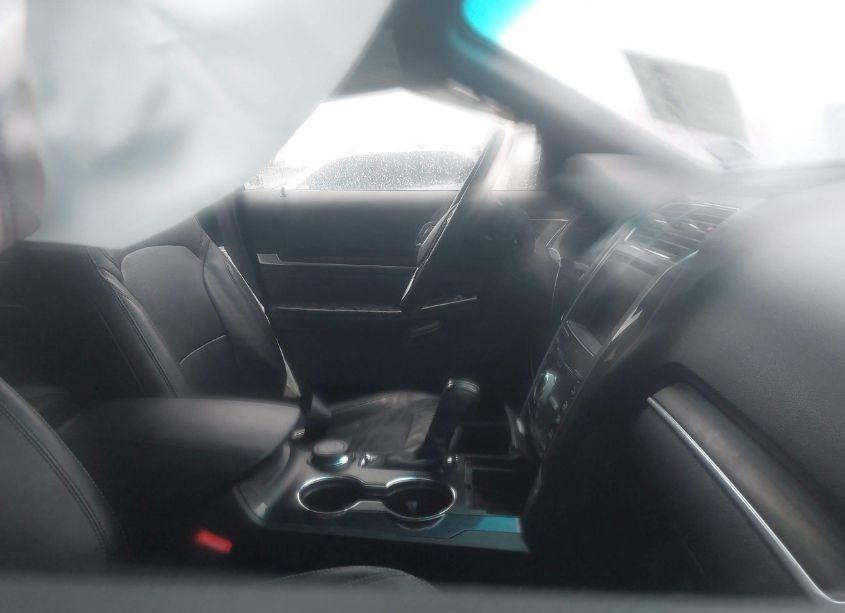 Photo 5 of 2016 Ford Explorer LIMITED (VIN 1FM5K8F88GGB27474)
