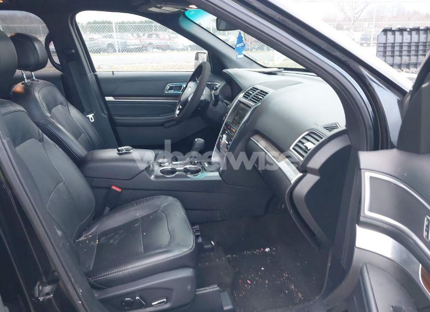 Photo 5 of 2016 Ford Explorer LIMITED (VIN 1FM5K8F88GGB27961)