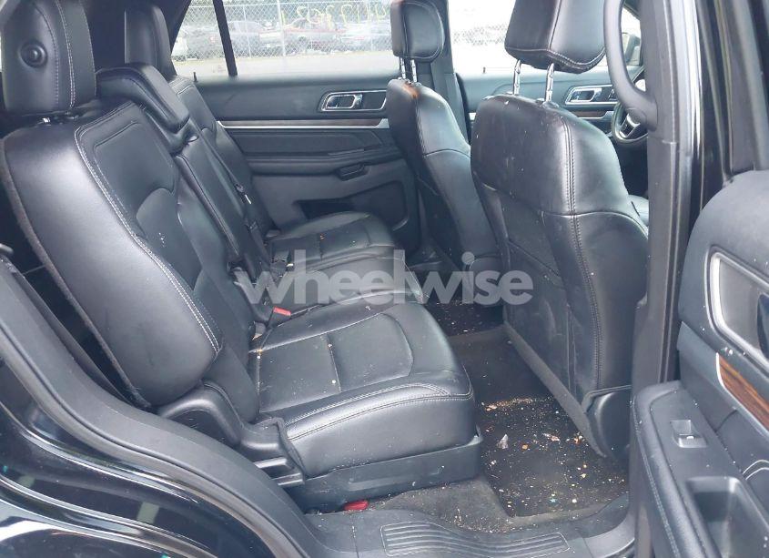 Photo 8 of 2016 Ford Explorer LIMITED (VIN 1FM5K8F88GGB27961)